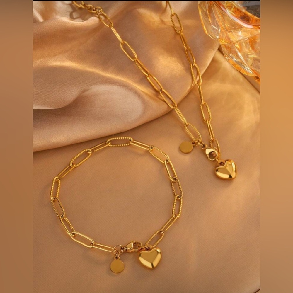Gold Plated Stainless Steel Paperclip Heart Bracelet & Necklace Set